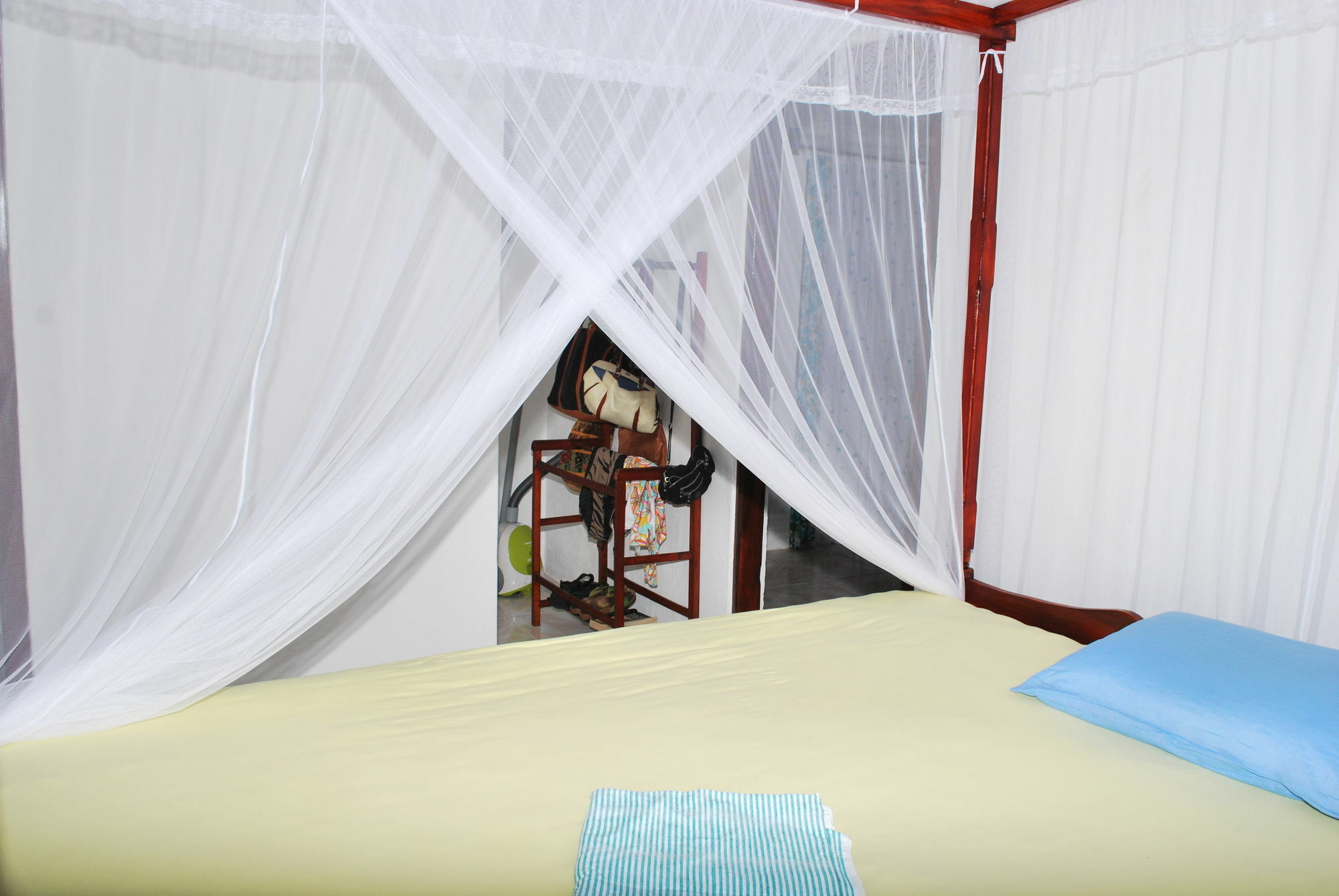 Beach House Мирисса Экстерьер фото